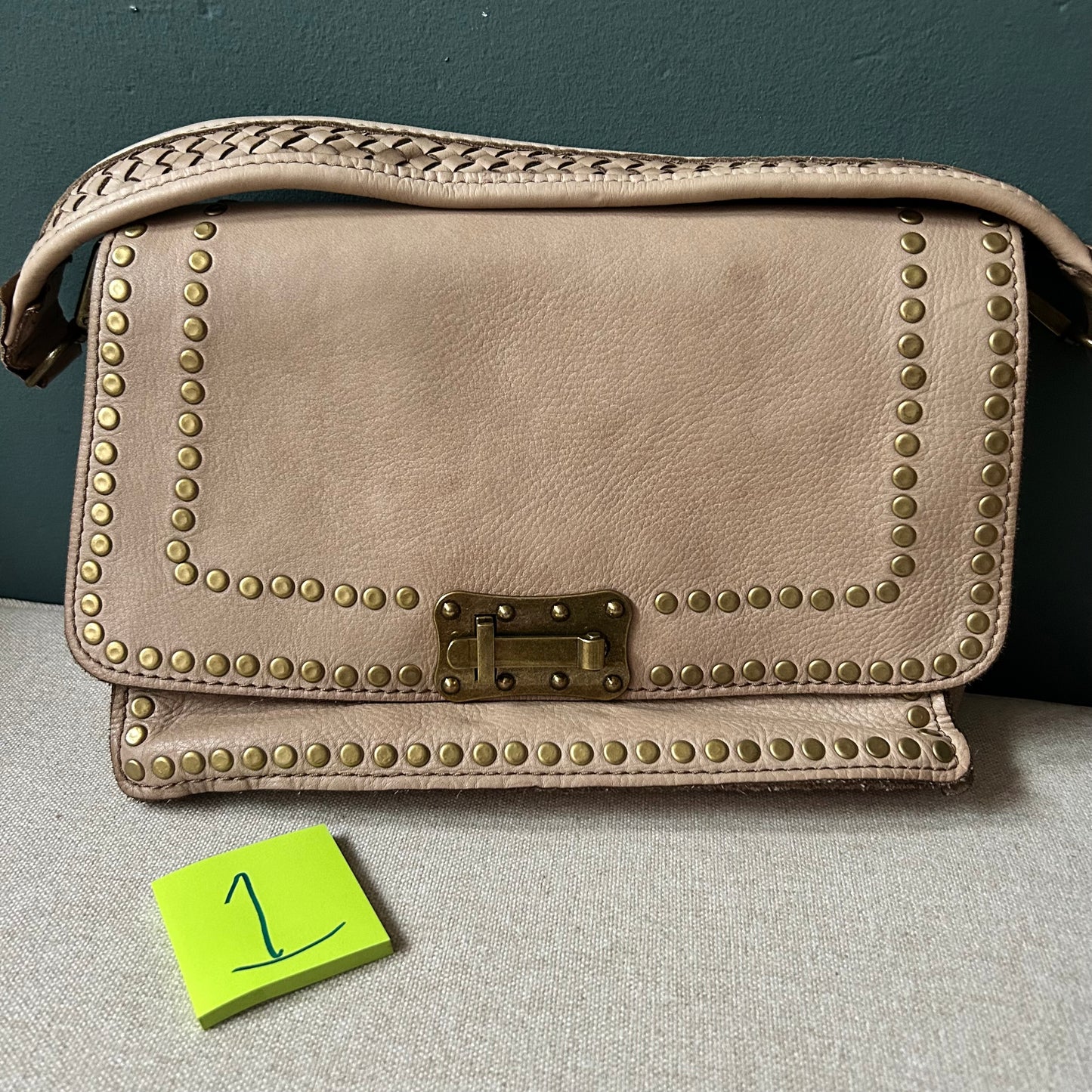 SECONDS Vintage Stud Beige