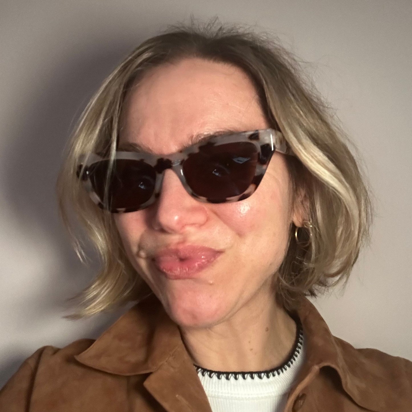 Sleek Cat Eye Sunglasses