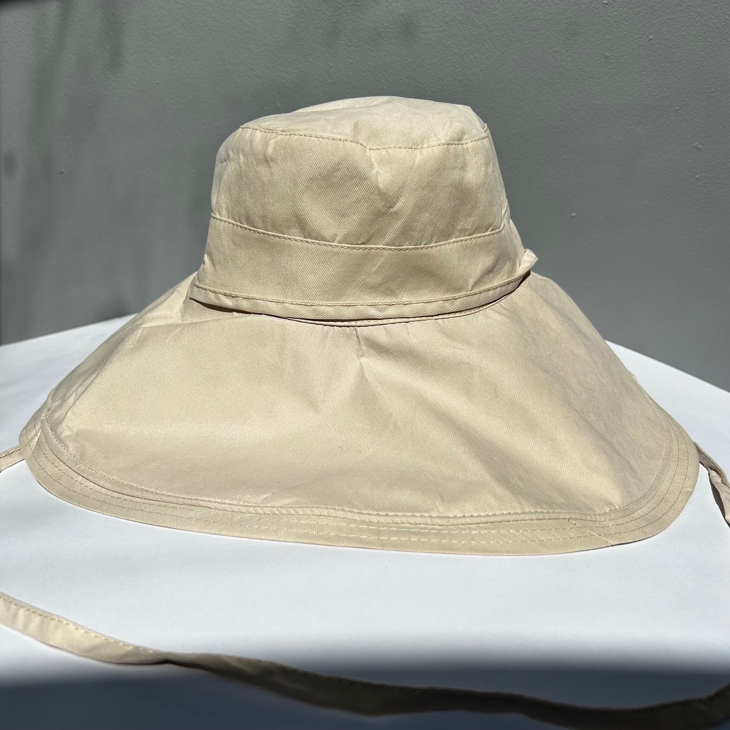 Wide brimmed reversible checked sunhats