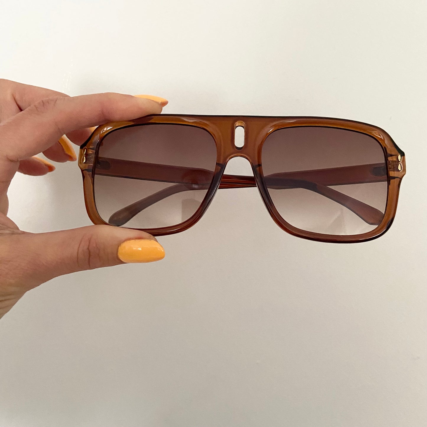 Retro Aviator Style Unisex Sunglasses