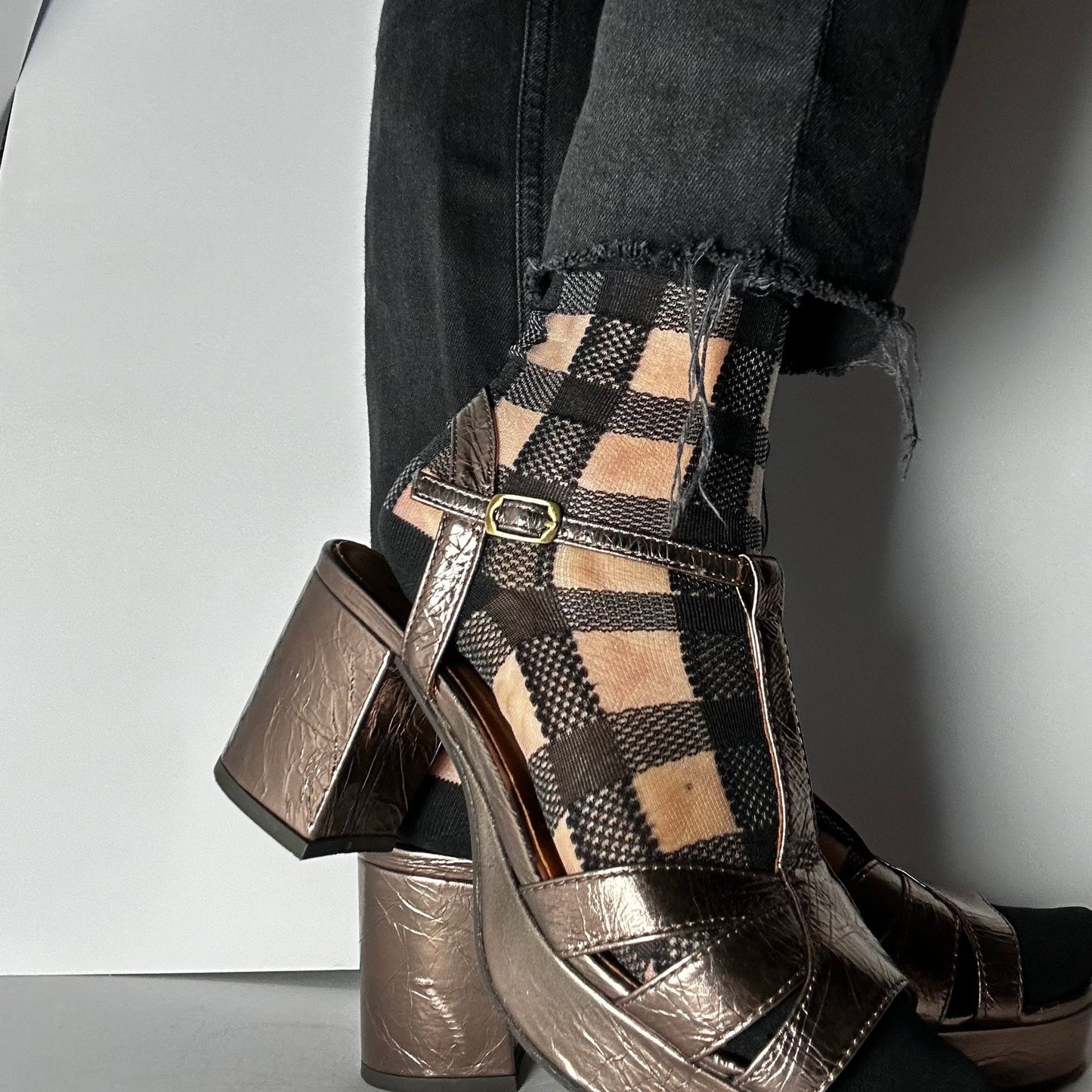 Sheer Checked Socks