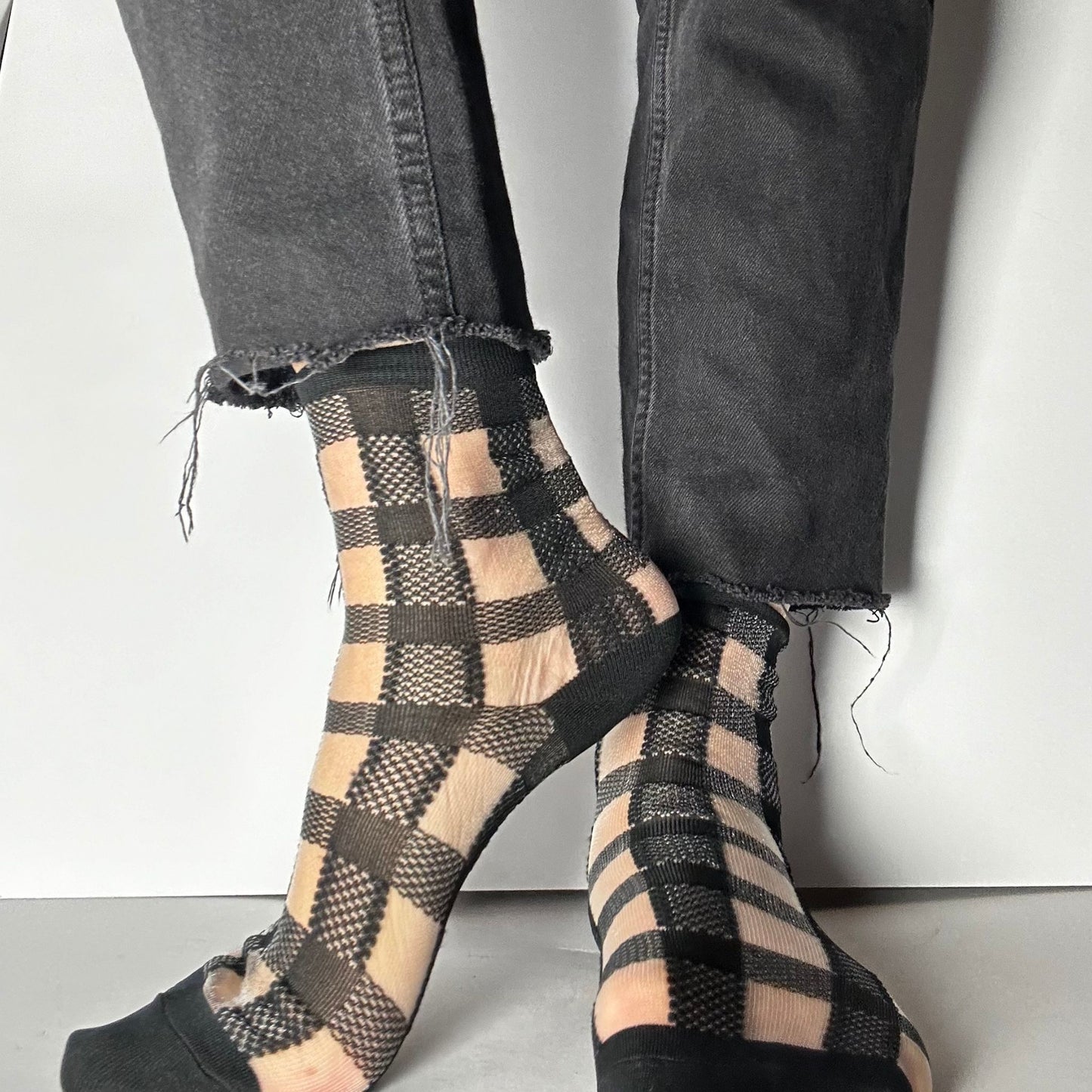 Sheer Checked Socks
