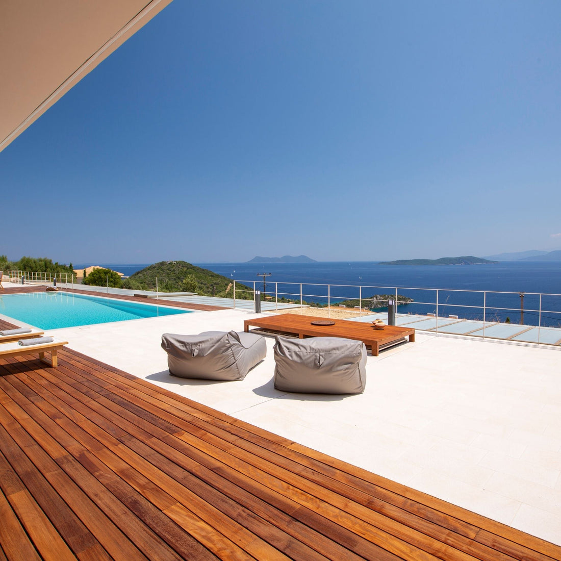 Lefkada Villa review and discount