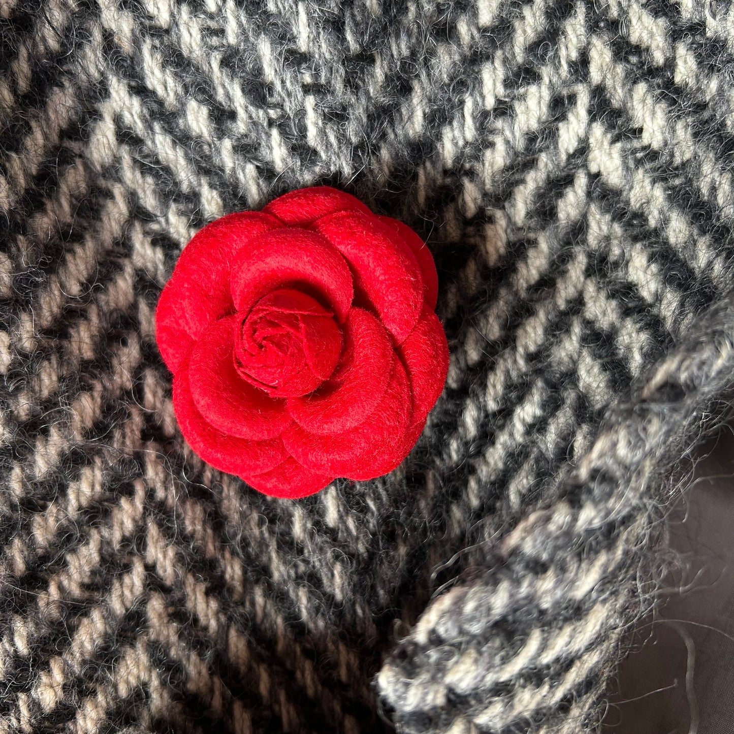 Wool Camellia brooches