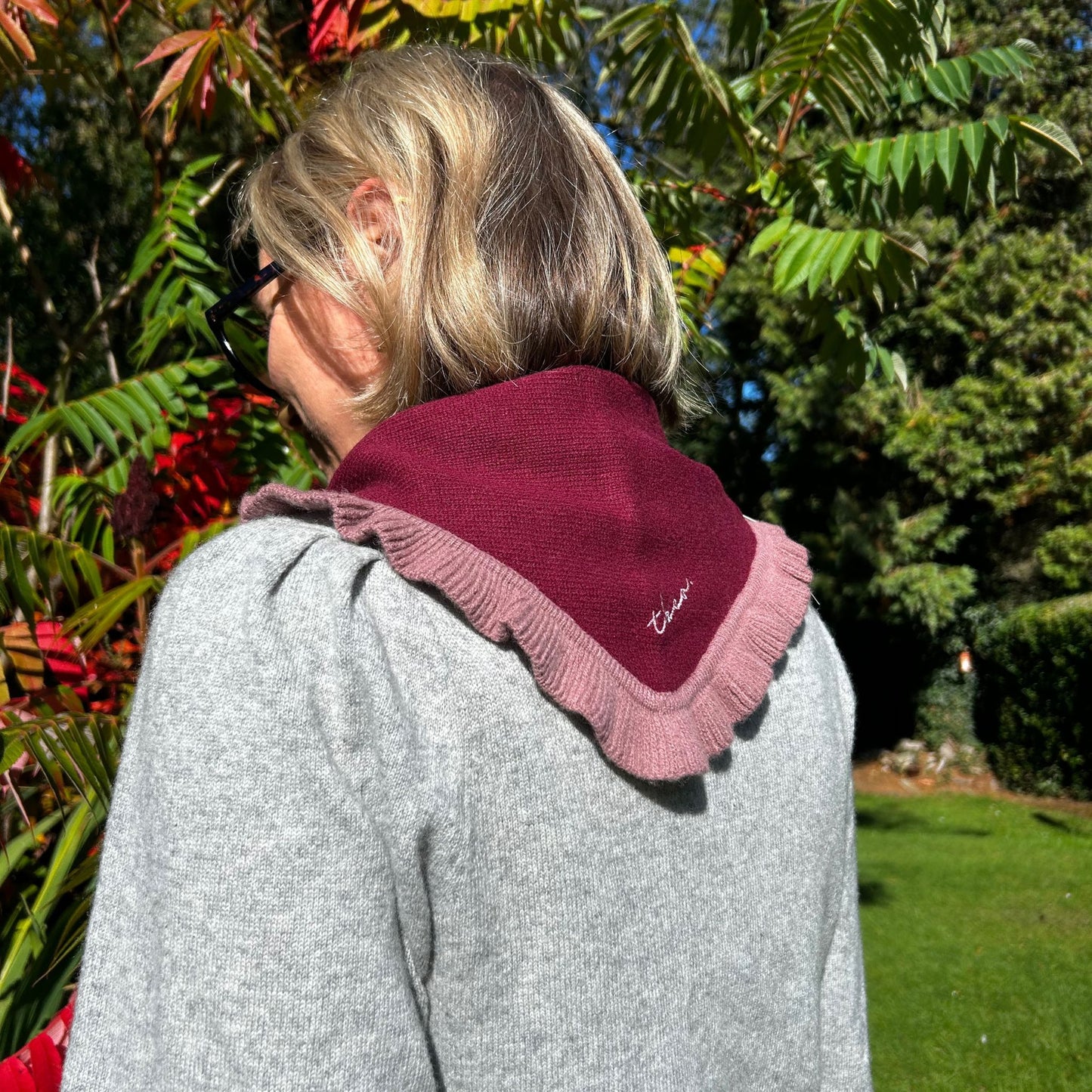 Merino Triangle Ruffle Scarf