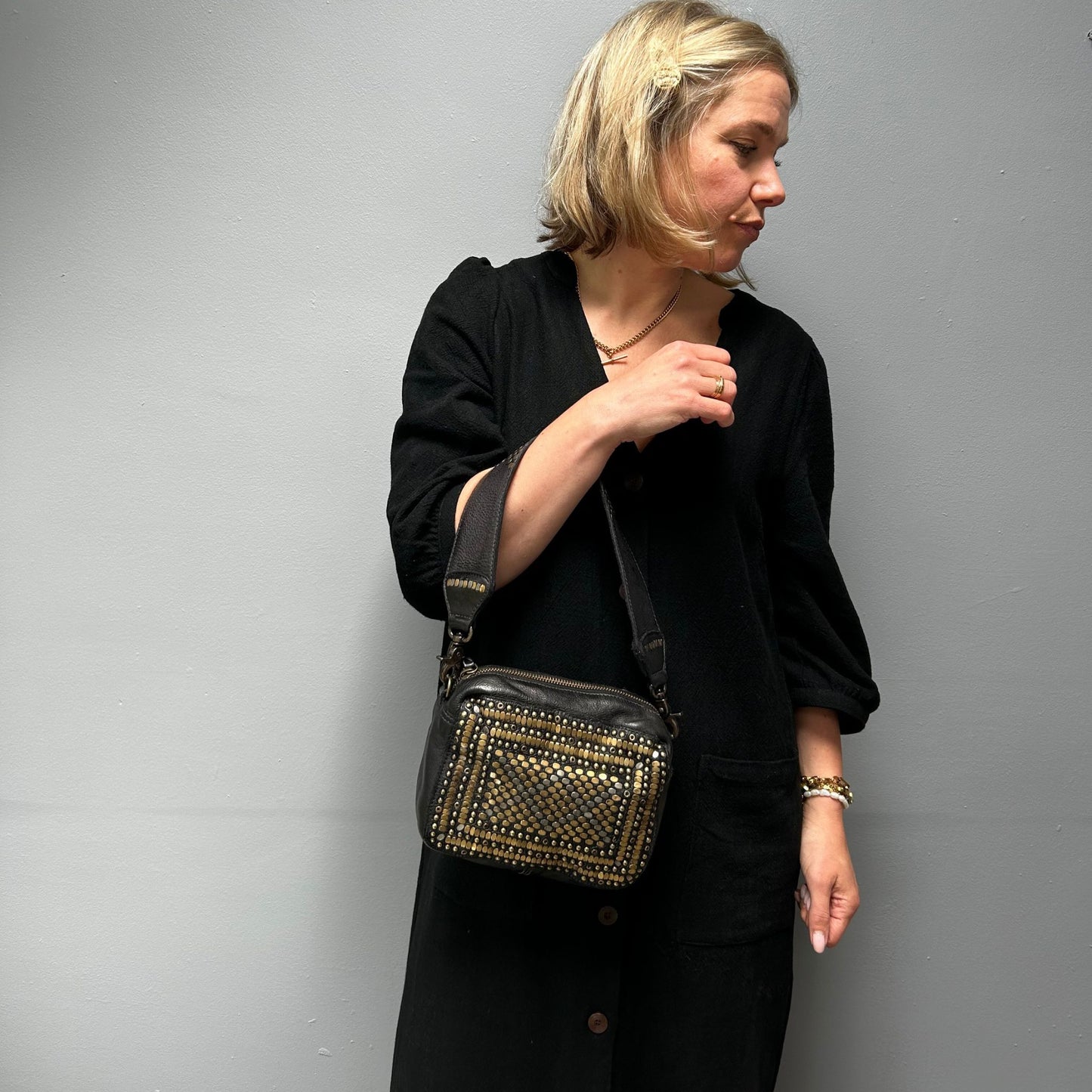 Studded Vintage style Camera bag Black