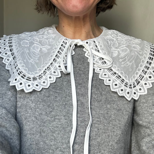 Broiderie Anglaise Collar
