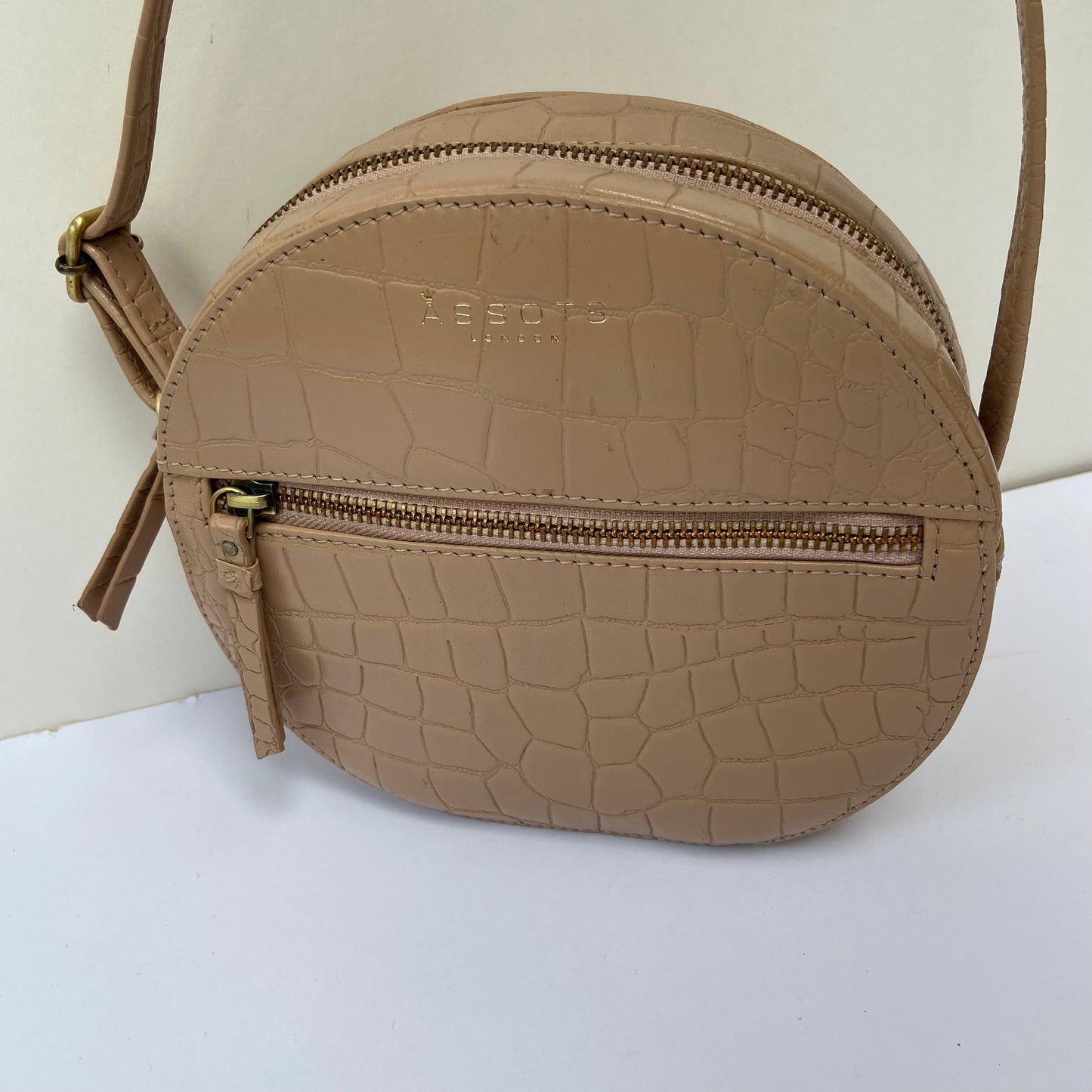 Round Leather Handbags - SAMPLES