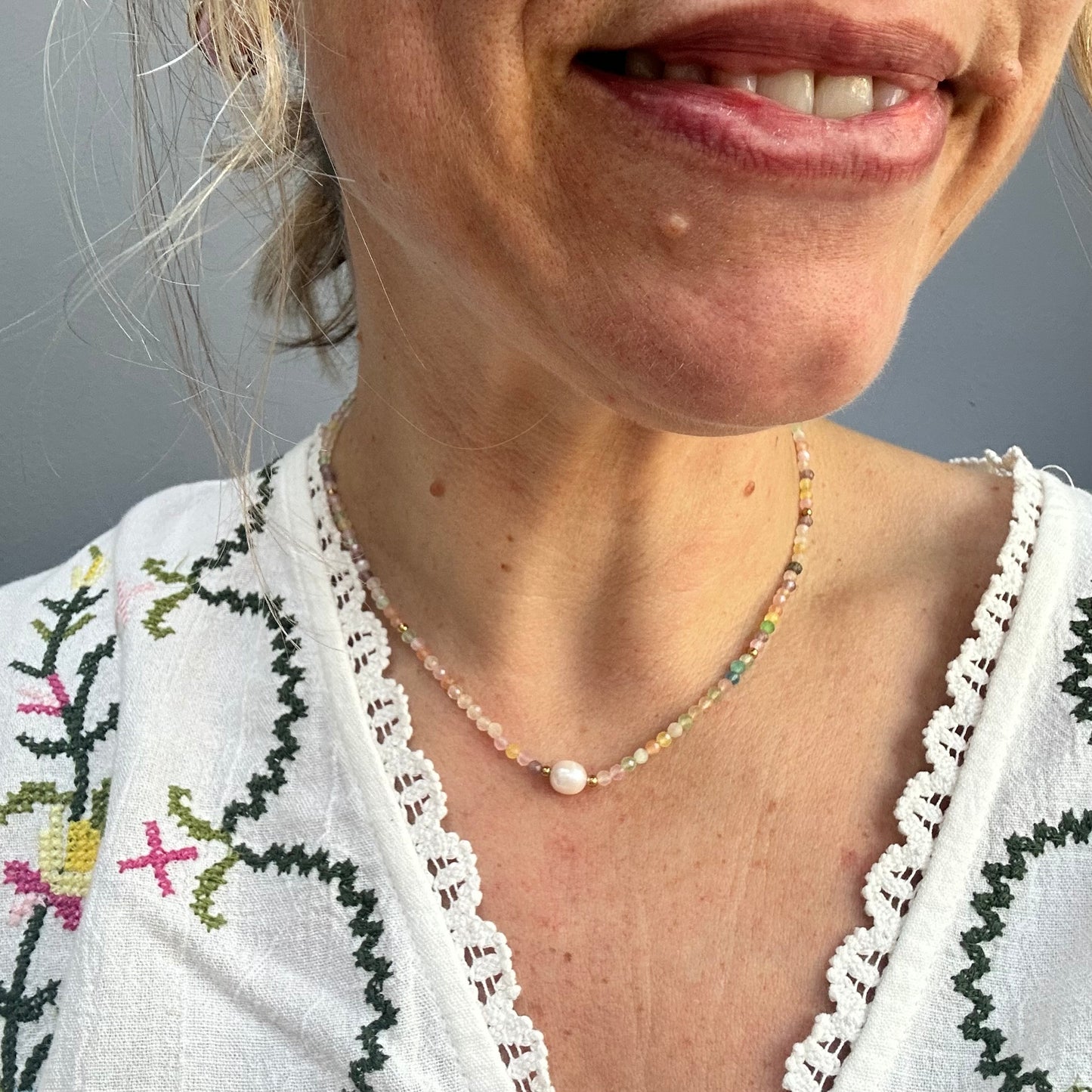 Cut glass necklace with pearl