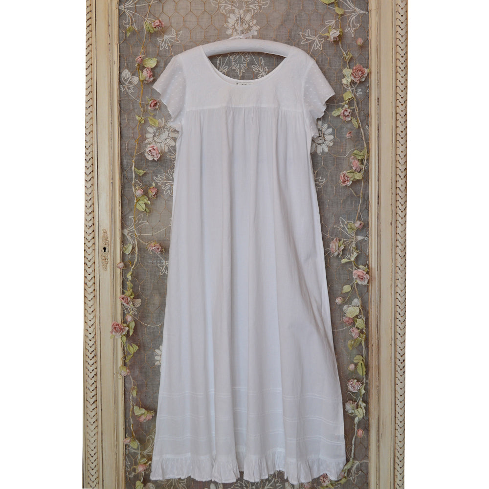 Vintage Style Embroidered White Sundress / Nightdress