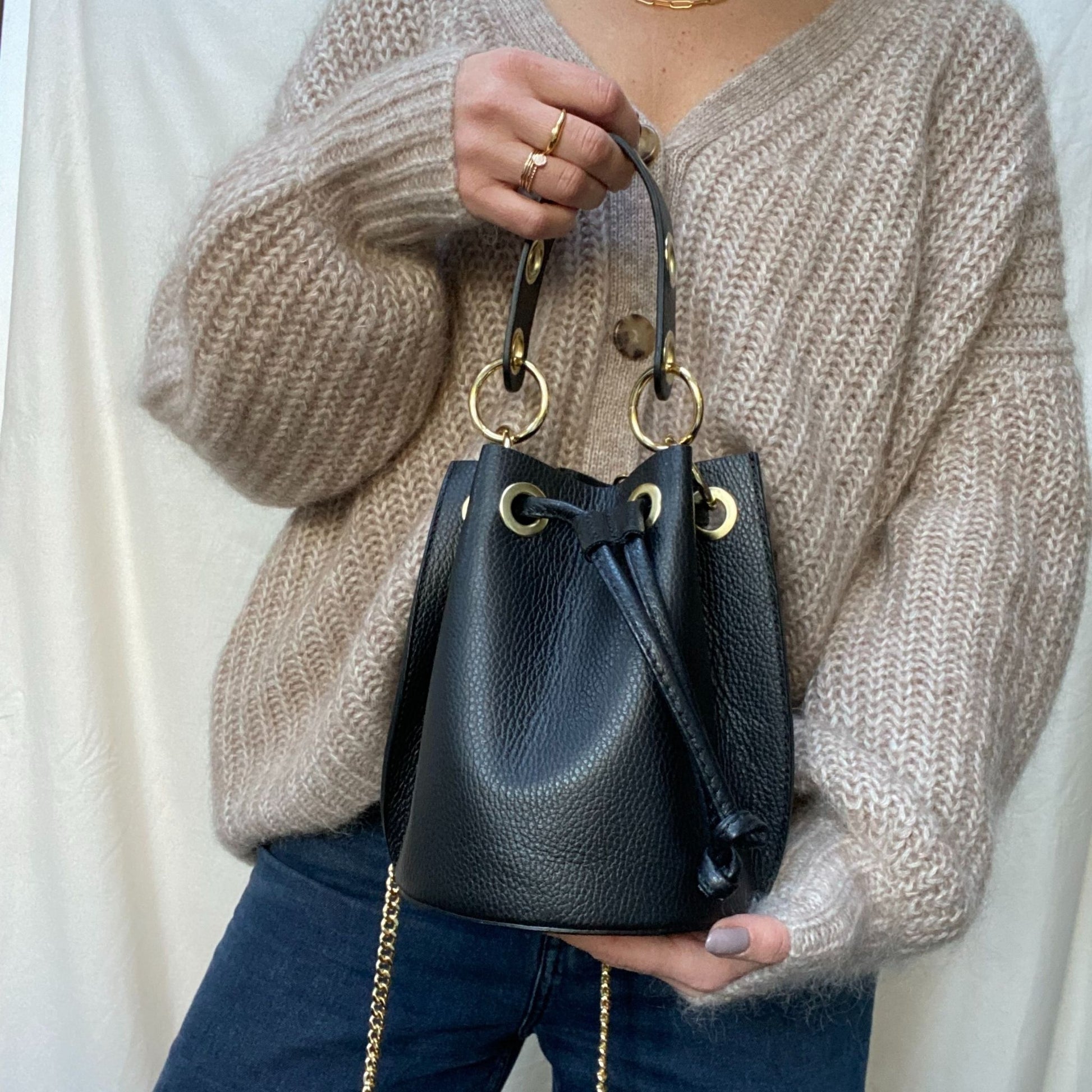 Scott-Samuel The Leather Bucket Bag - Main Image